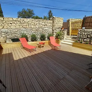 Chez Daniele Avec Jacuzzi Et Terrasse Privee Couette-café